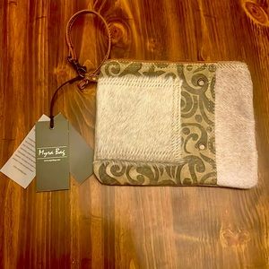 Brand New - Myra Wristlet